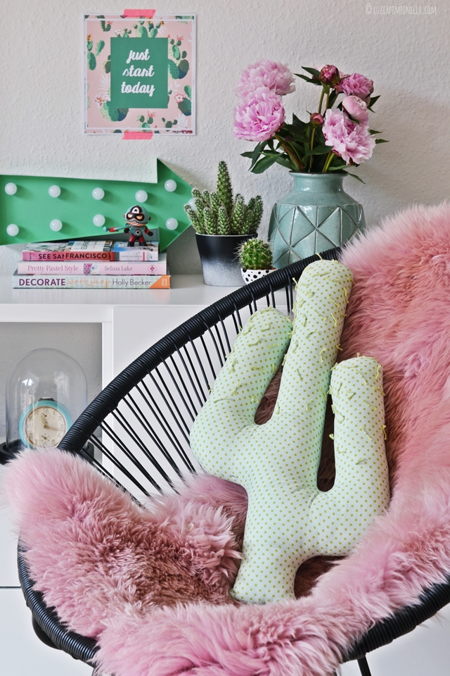  Luzia Pimpinella cactus pillow DIY | GourmetGuerilla.com 